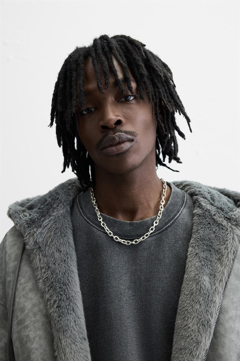 REVERSIBLE BOMBER JACKET - Zara фото 6