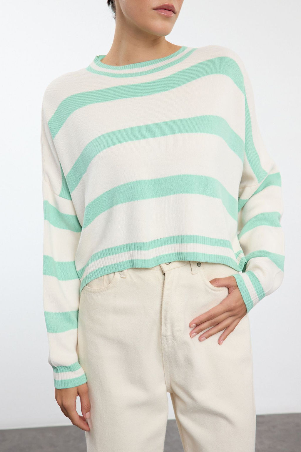 Siyah Crop Cizgili Triko Kazak TWOAW23KZ00205 - Trendyolmilla фото 9