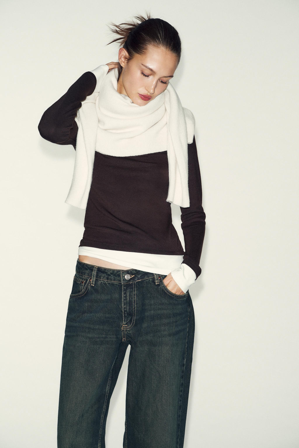 MOCK LAYER CONTRAST T-SHIRT - Zara фото 2