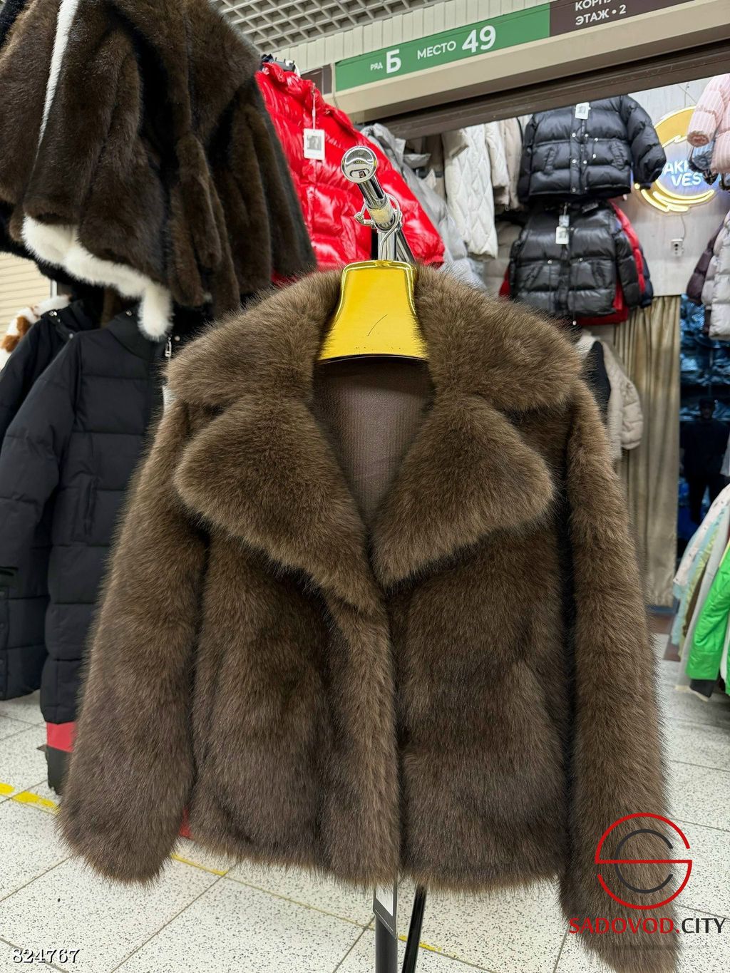 Шуба женская из искусственного меха