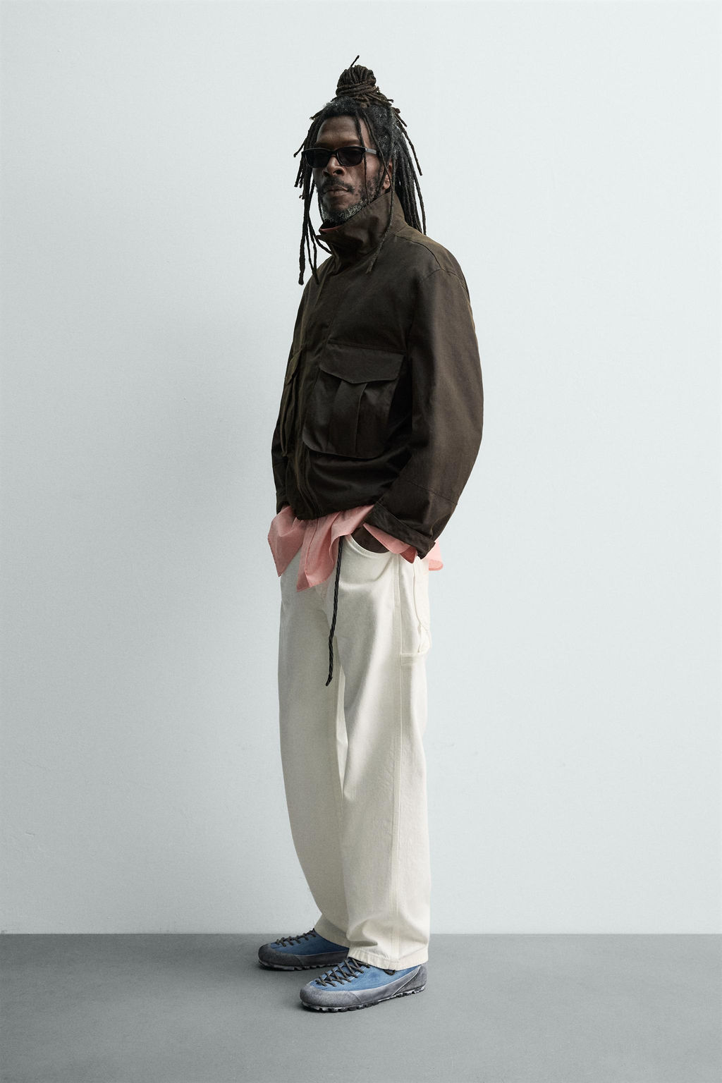 CAZADORA CROPPED FIT EFECTO ENCERADO AARON LEVINE X ZARA / Marr?n  фото 4