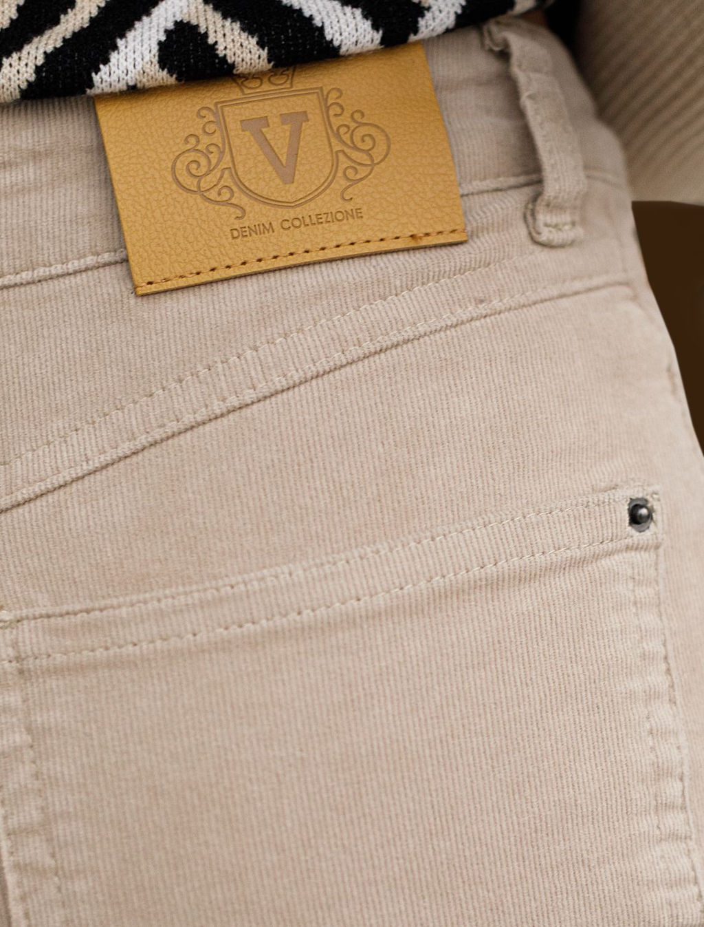 D24.283 Брюки женские светло-бежевый