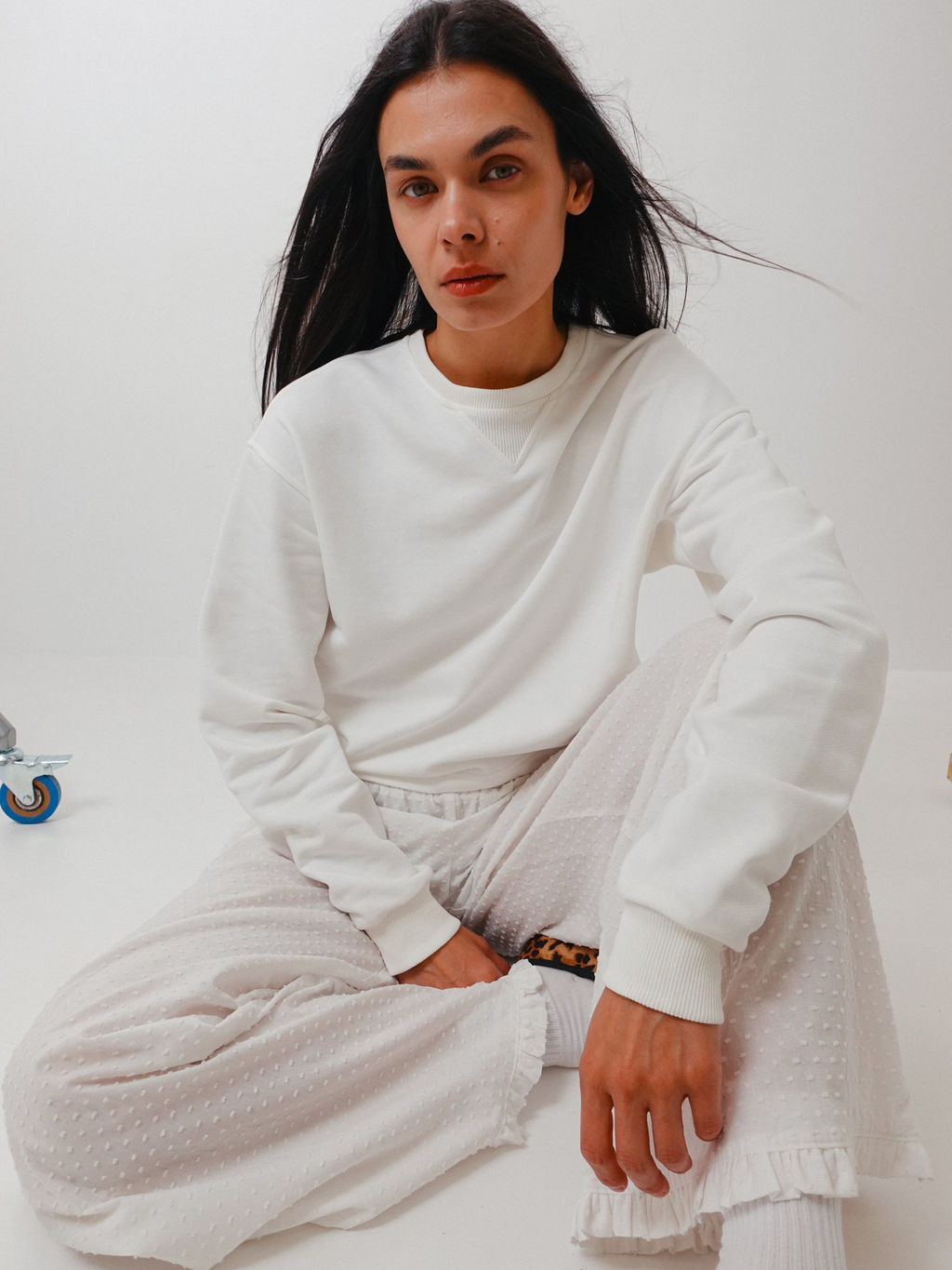 MY Свитшот с фактурными вставками СО020