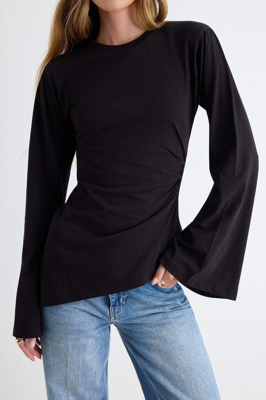 Siyah %100 Pamuk Bele Oturan Asimetrik Bisiklet Yaka _rme T-Shirt TWOAW27TS00011 - Trendyolmilla фото 3
