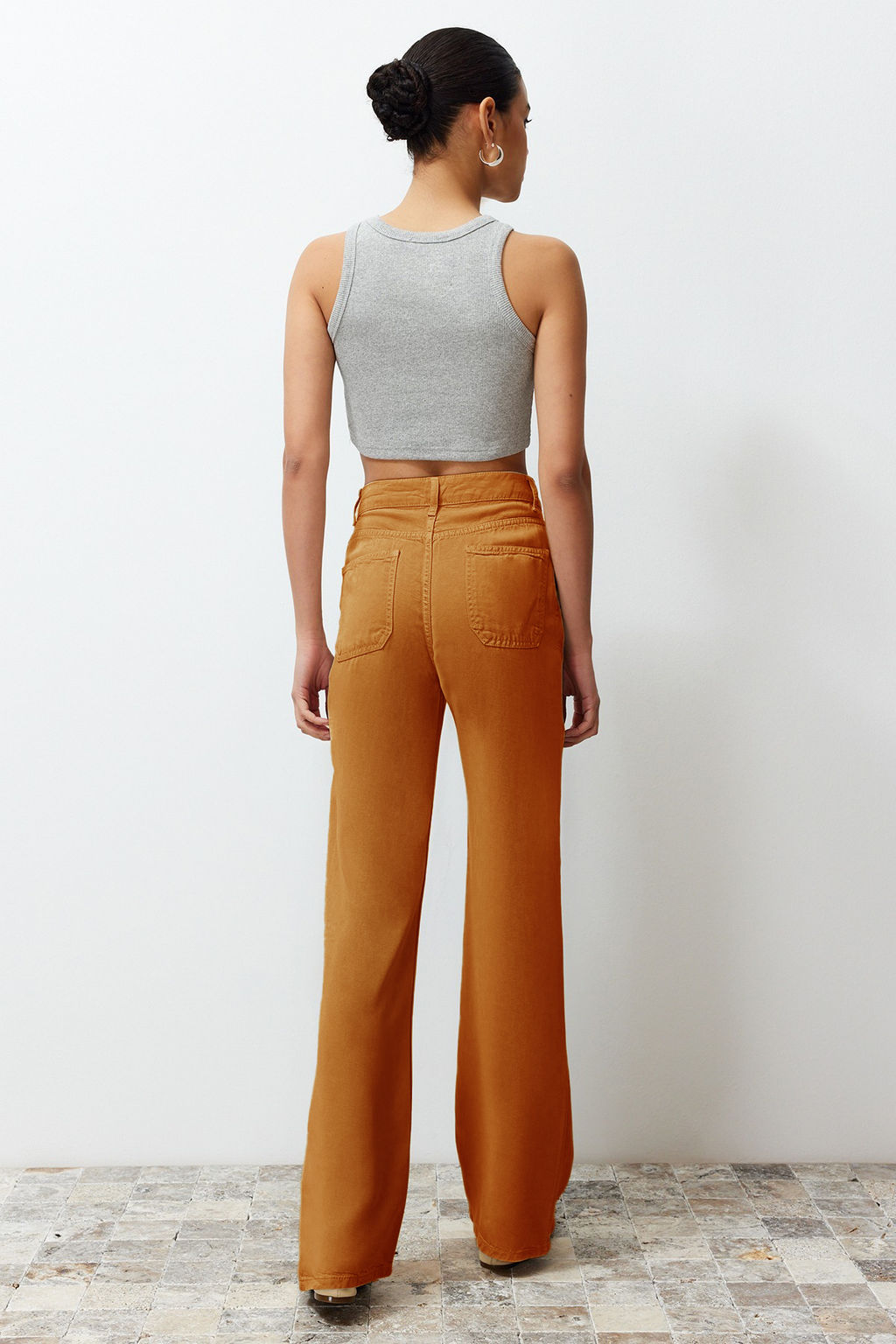 Bej More Sustainable %100 Tencel Dusuk Bel Wide Leg Jeans TWOSS23JE00219 - Trendyolmilla фото 16