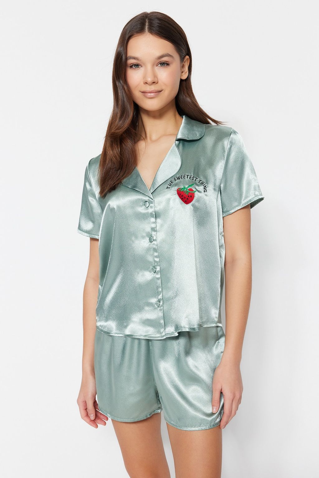 Trendyolmilla Siyah Cilek ve Slogan Nak?sl? Saten Sortlu Dokuma Pijama Tak?m? THMSS22PT0395 фото 21