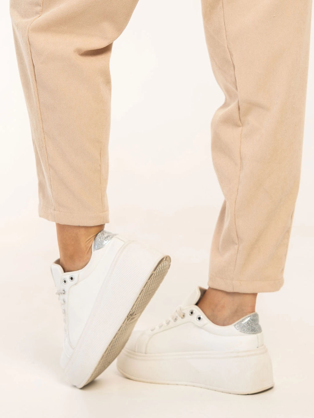 Брюки женские, цвет бежевый