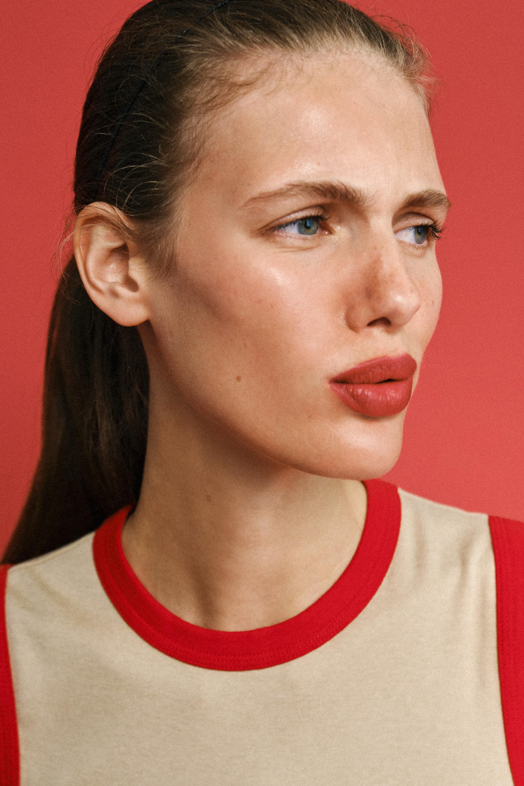 CAMISETA VIVOS CONTRASTE / Beige - Zara фото 3