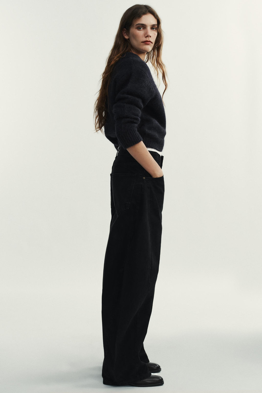 TRF OVERSIZE MID-WAIST JEANS - Zara фото 12