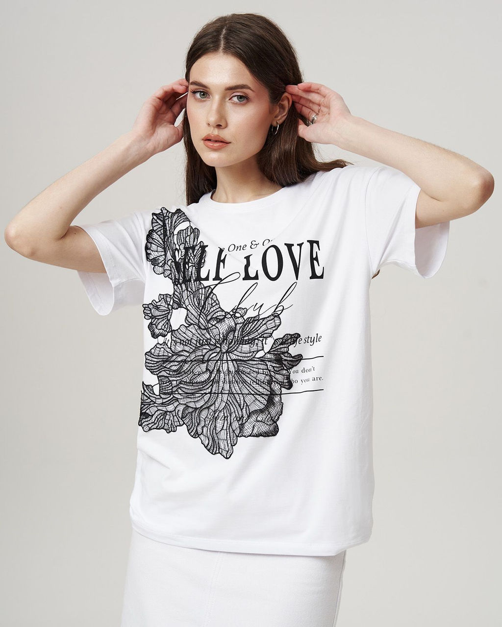 Футболка хлопковая оверсайз с аппликацией FDC005