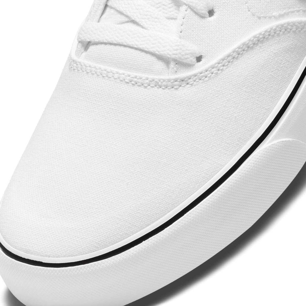 Кроссовки взрослые