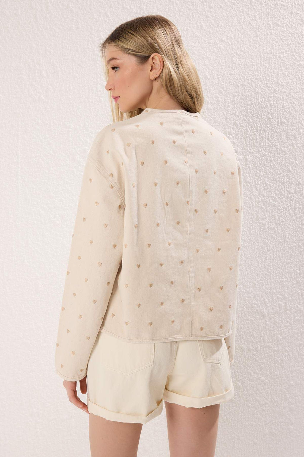 More Sustainable Ekru Kalp Nak?sl? Cep Detayl? Denim Ceket TWOSS25CE00049 - Trendyolmilla фото 4