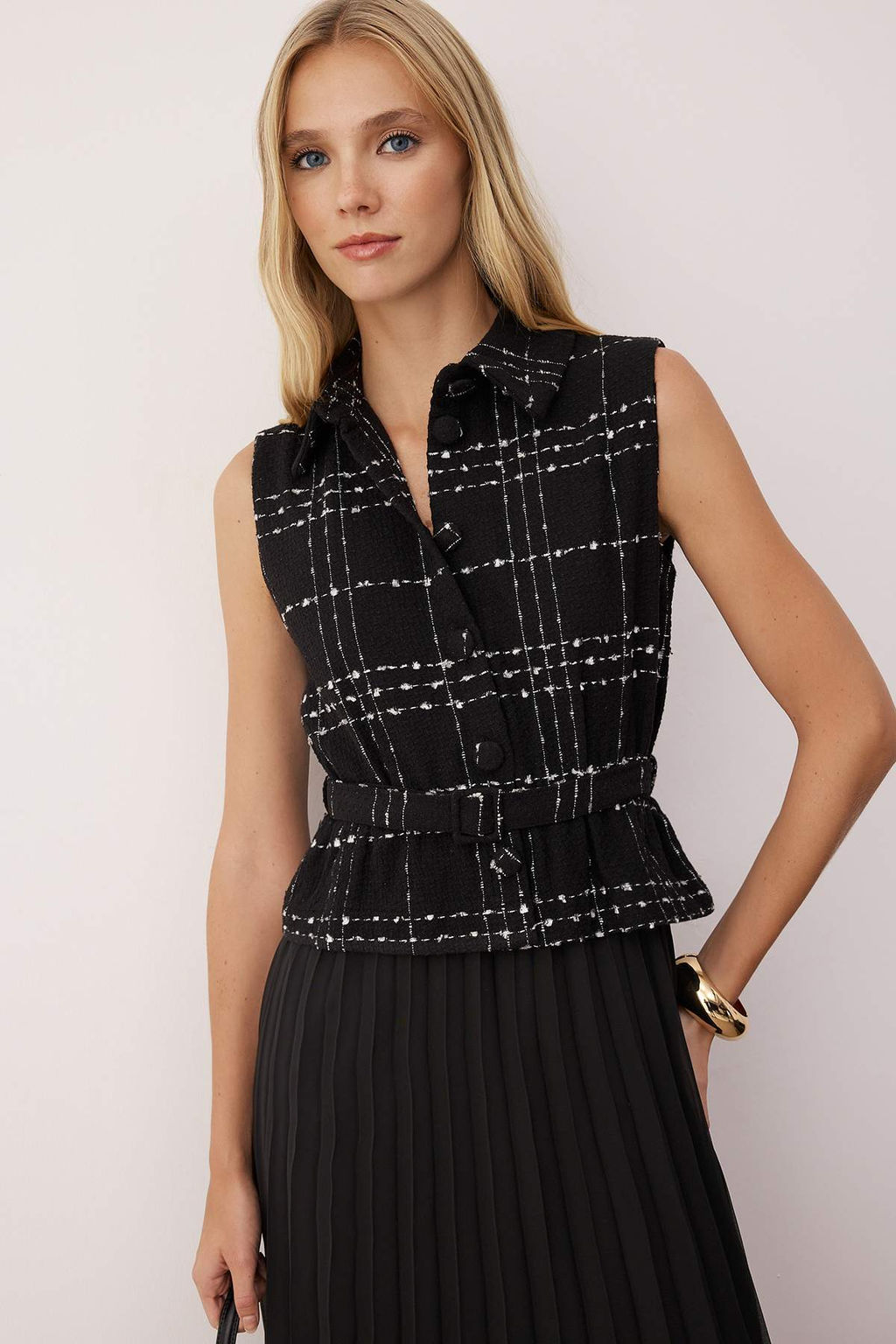 Siyah Kemerli Pilise Detayl? Midi Dokuma Elbise TWOAW26EL00117 - Trendyolmilla фото 2