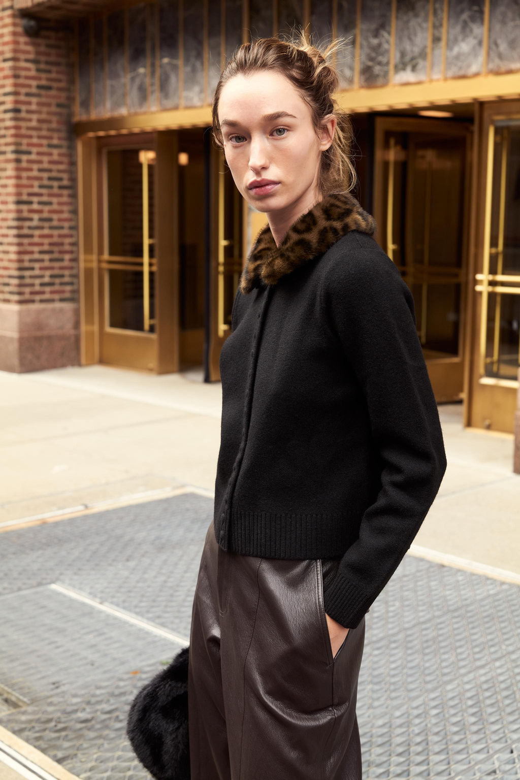 CHAQUETA PUNTO CUELLO EFECTO PELO / Negro - Zara фото 2