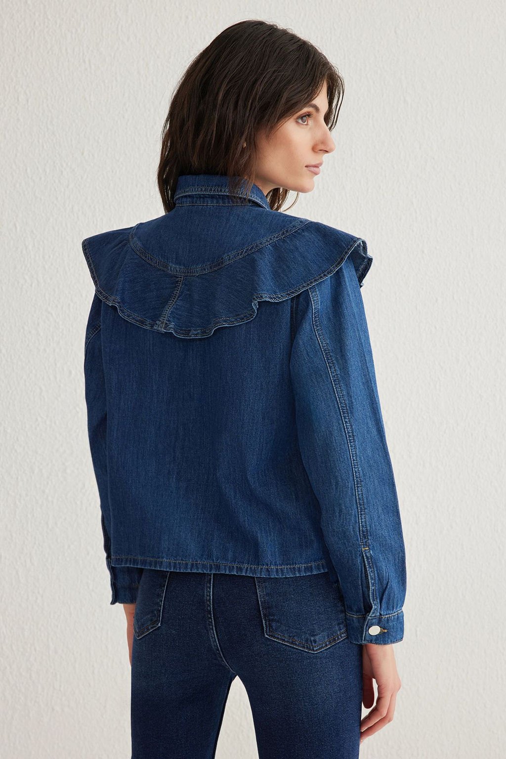 TRENDYOLMILLA Mavi Volanl? Denim Gomlek TWOSS25GO00003  фото 5