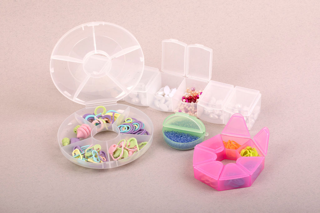 Gamma контейнер T-33 пластик d 5.5 см 5.5 x 5.5 x 1.8 см голубой/прозрачный