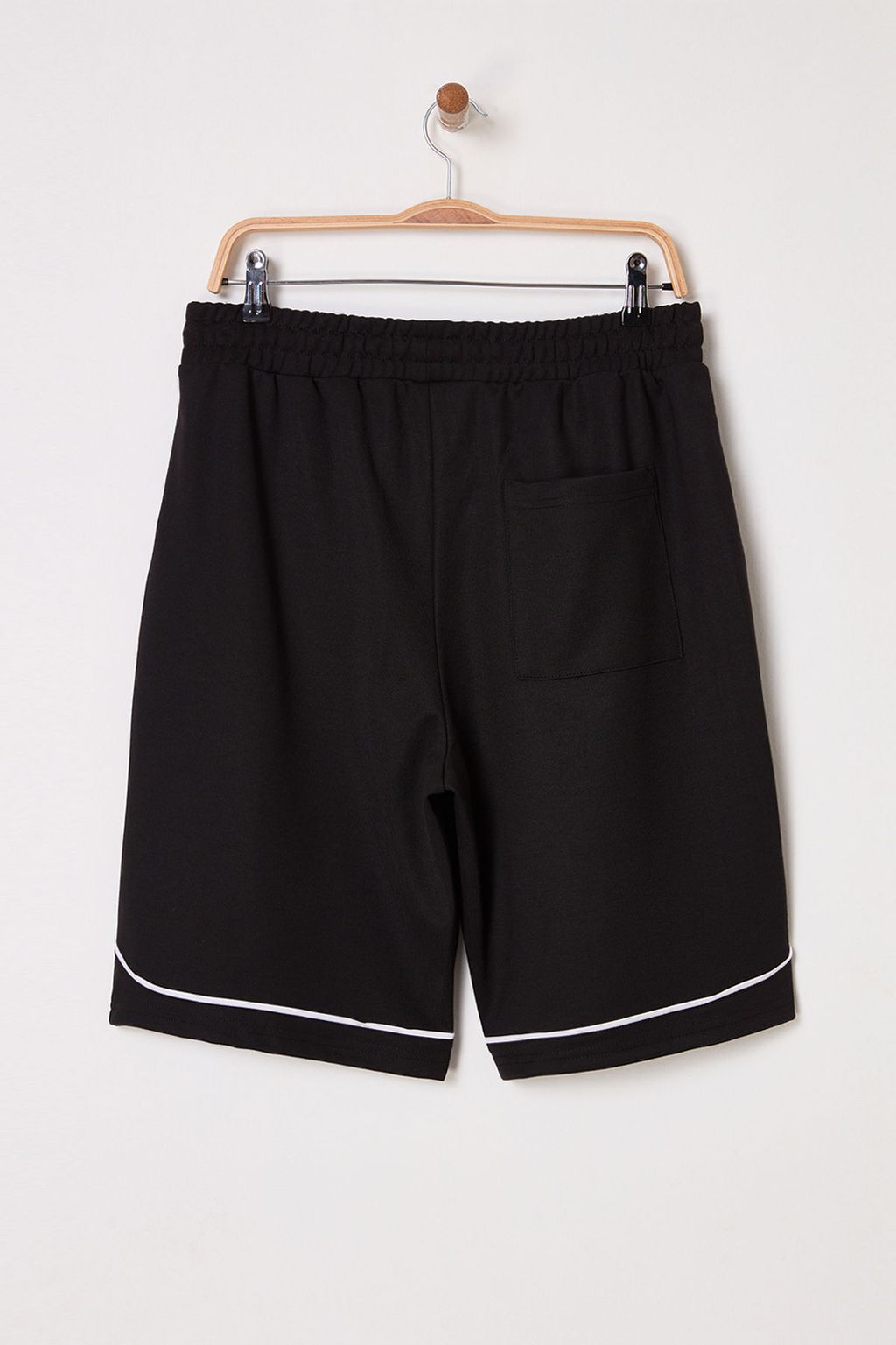 TRENDYOL MAN Siyah Oversize/Genis Kesim Kolej Temal? Sort & Bermuda TMNSS25SR00017 - Trendyolmilla фото 3