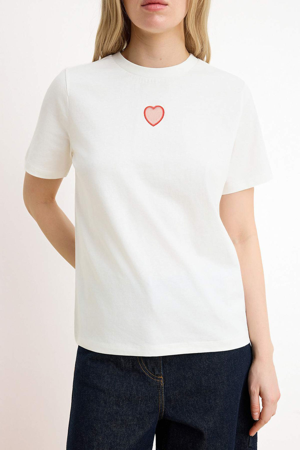 Ekru Kalp Regular/Normal Kal?p K?sa Kollu Tok %100 Pamuk Orme T-Shirt TWOSS26TS00145 - Trendyolmilla фото 3