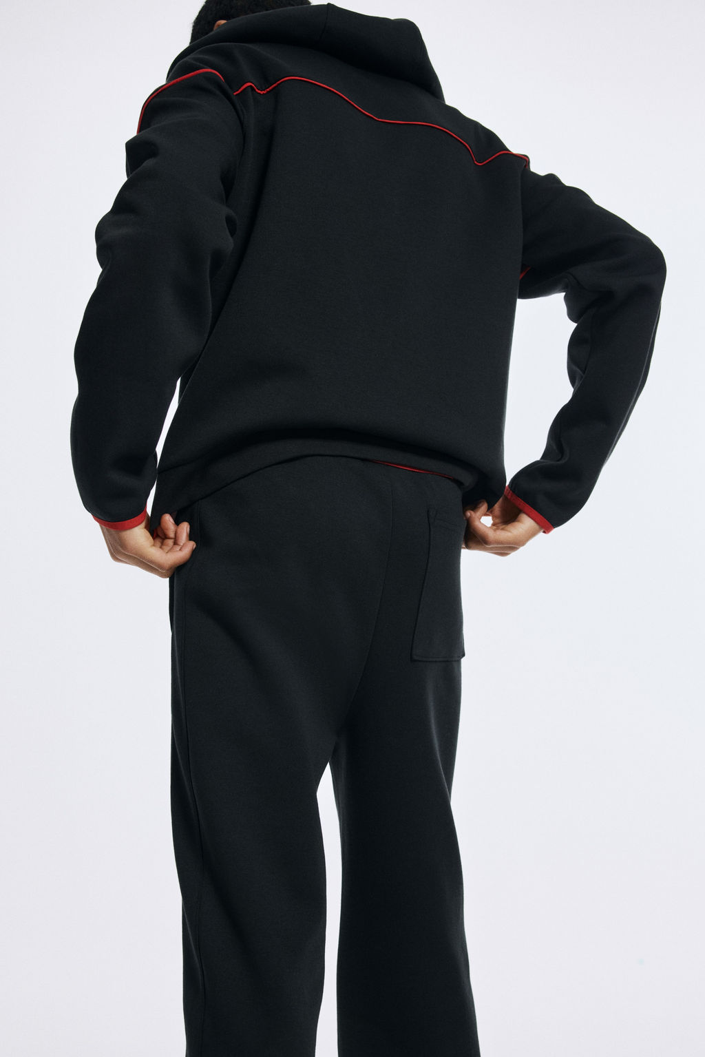 Joggers de deporte con DryMove Relaxed Fit - H&m фото 3