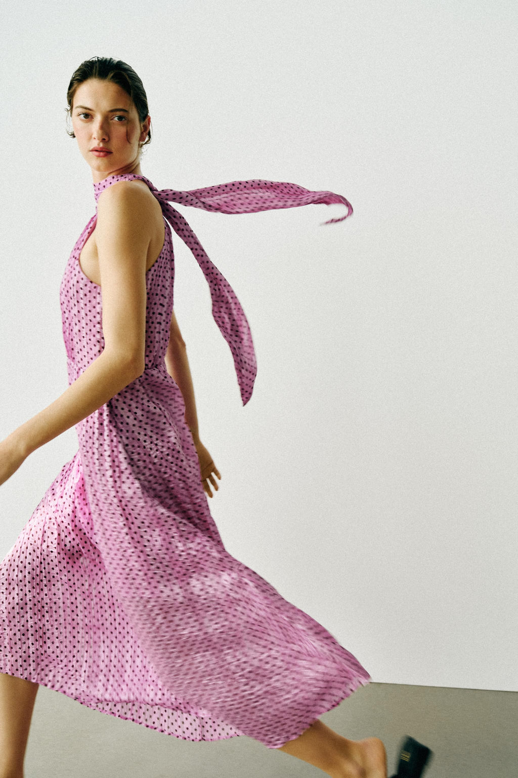 VESTIDO MIDI LUNARES LAZO / Rosa / Lila - Zara фото 2