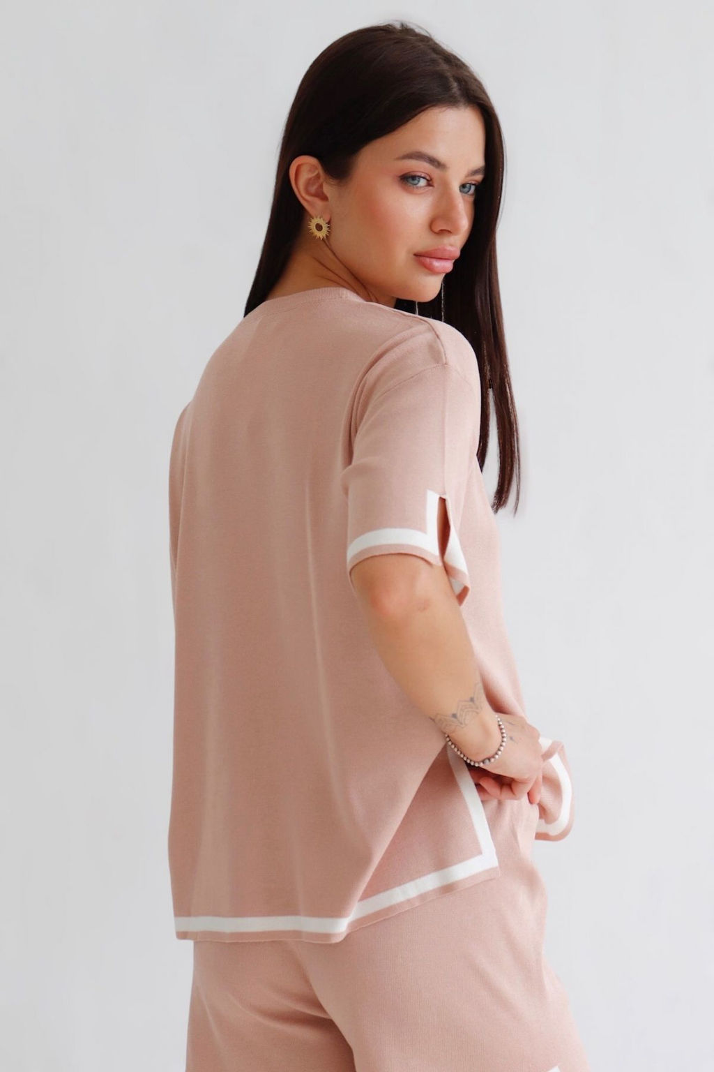 13110 Костюм летний бежевый с контрастной отделкой - Martichelli фото 2