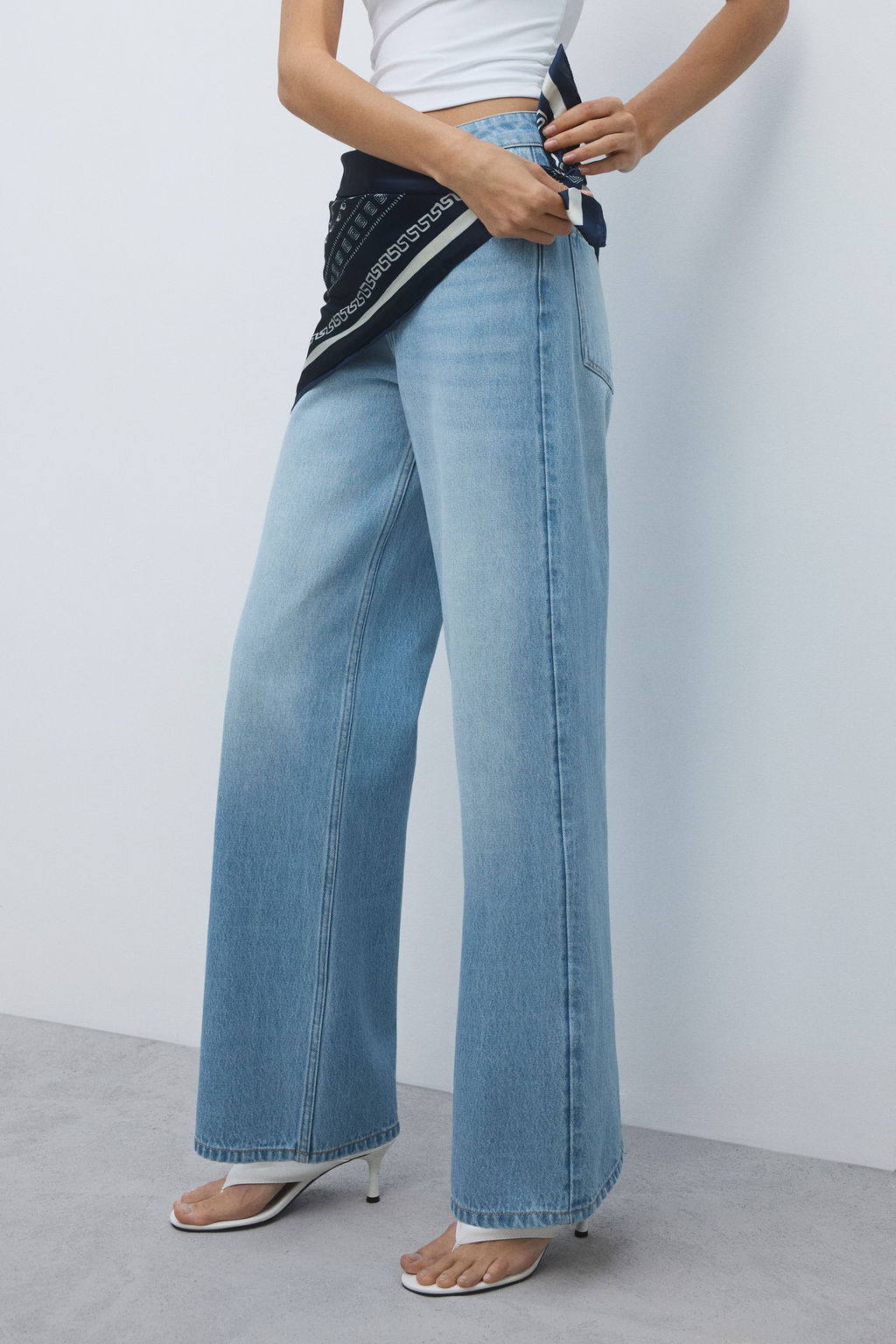 Vaquero con fular Straight High Waist - H&m фото 6