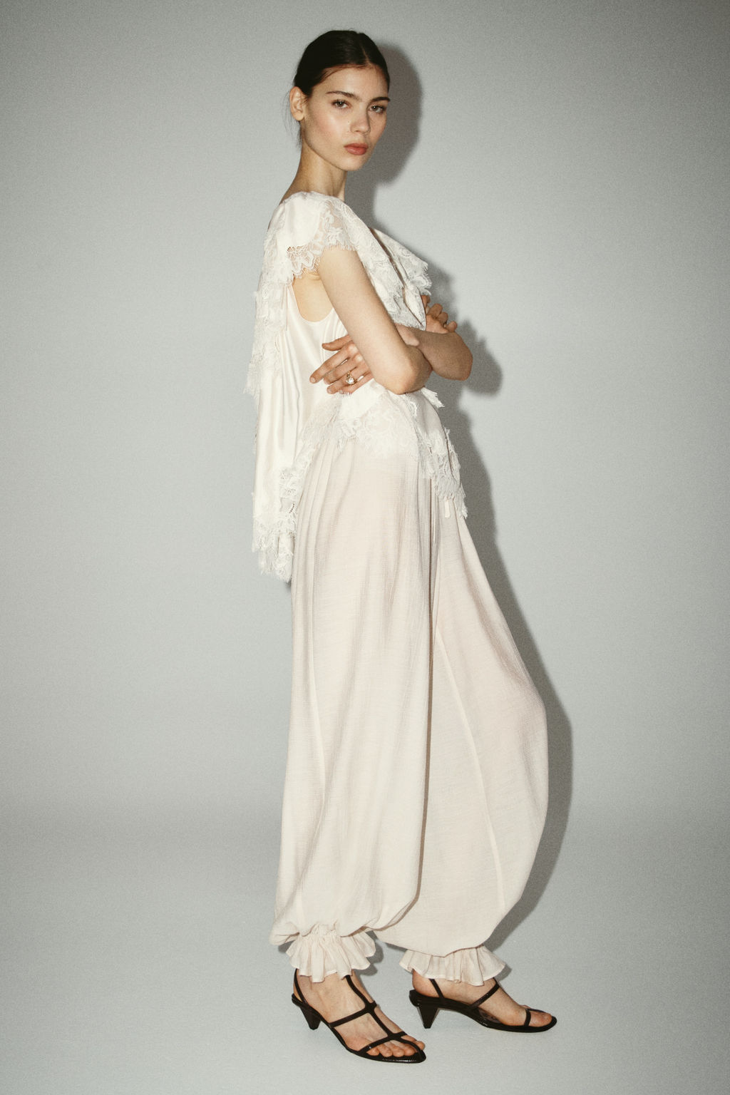 Blusa con detalles de encaje - H&m фото 2
