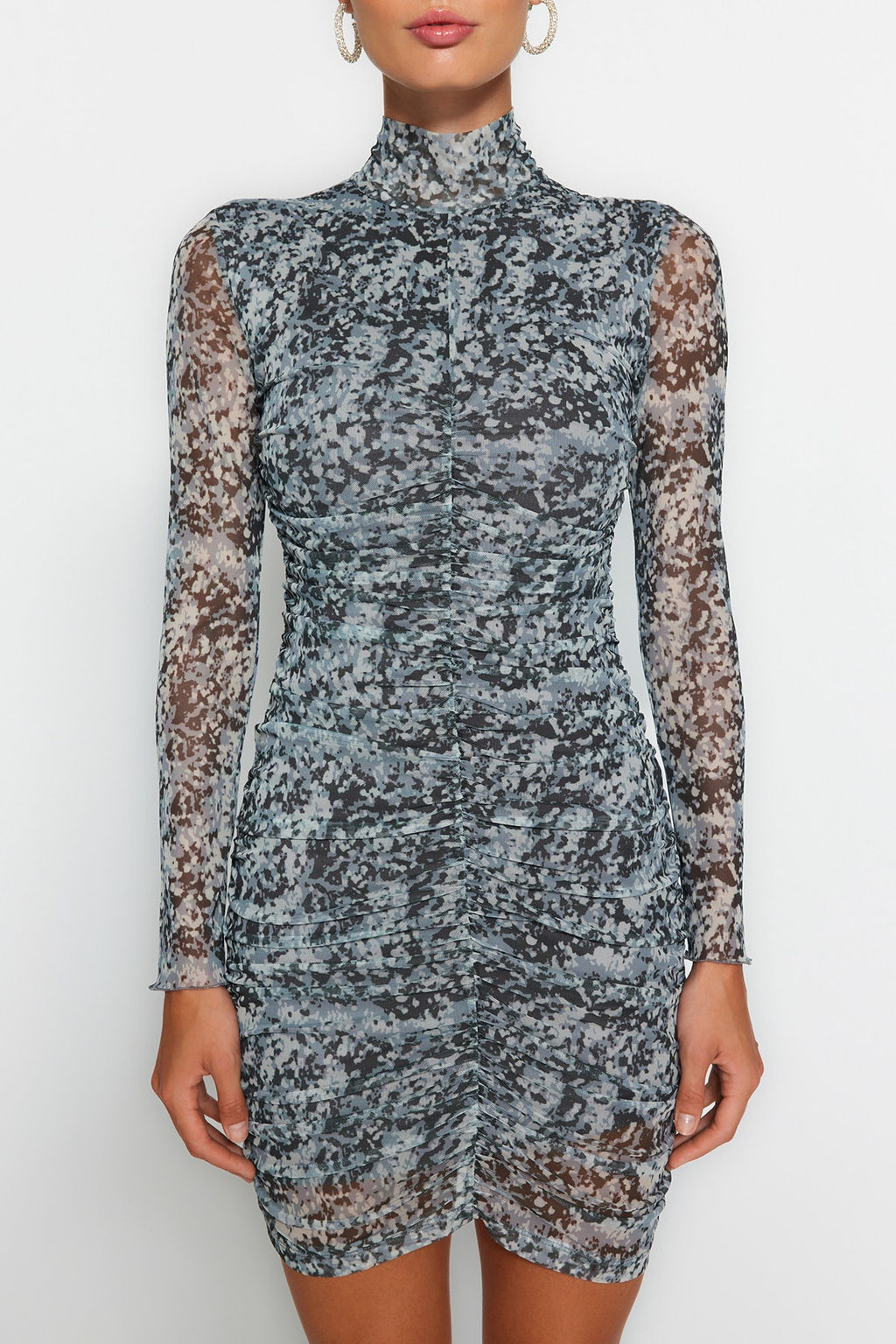 TRENDYOLMILLA Gri Desenli Drape Detayl? Fitted/Vucuda Oturan Dik Yaka Tul Mini Orme Elbise TWOAW24EL00124