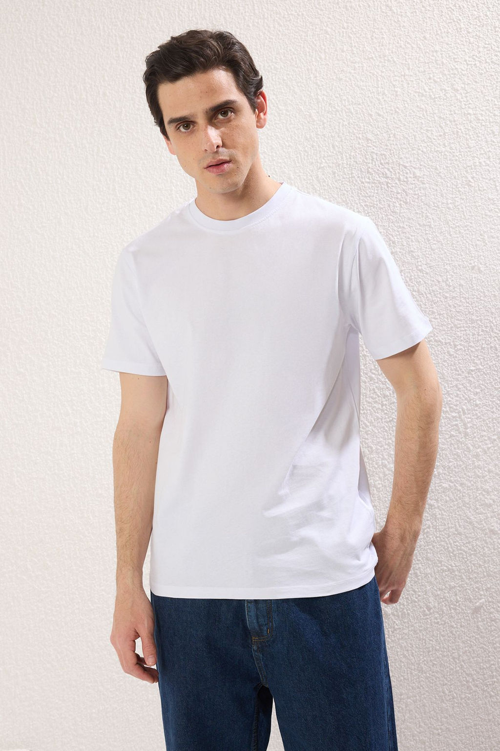 Trendyolmilla Man Siyah-Beyaz-Lacivert 3lu Oversize/Genis Kesim Etiketli %100 Pamuk Tok Kumas T-shirt TMNSS25TS00083  фото 2