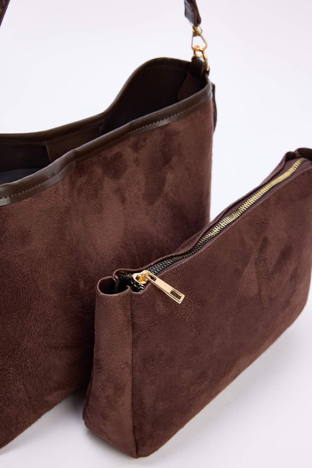 Kahverengi Suet Yavrulu Kad?n Midi Omuz Cantas? TAKAW26OC00076 - Trendyolmilla фото 5