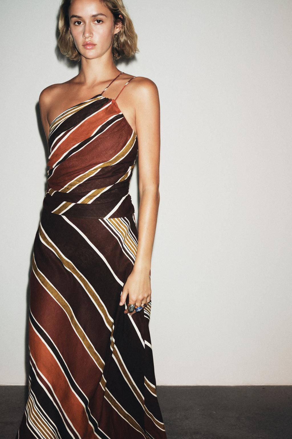STRIPED ASYMMETRIC MIDI DRESS - Zara фото 7