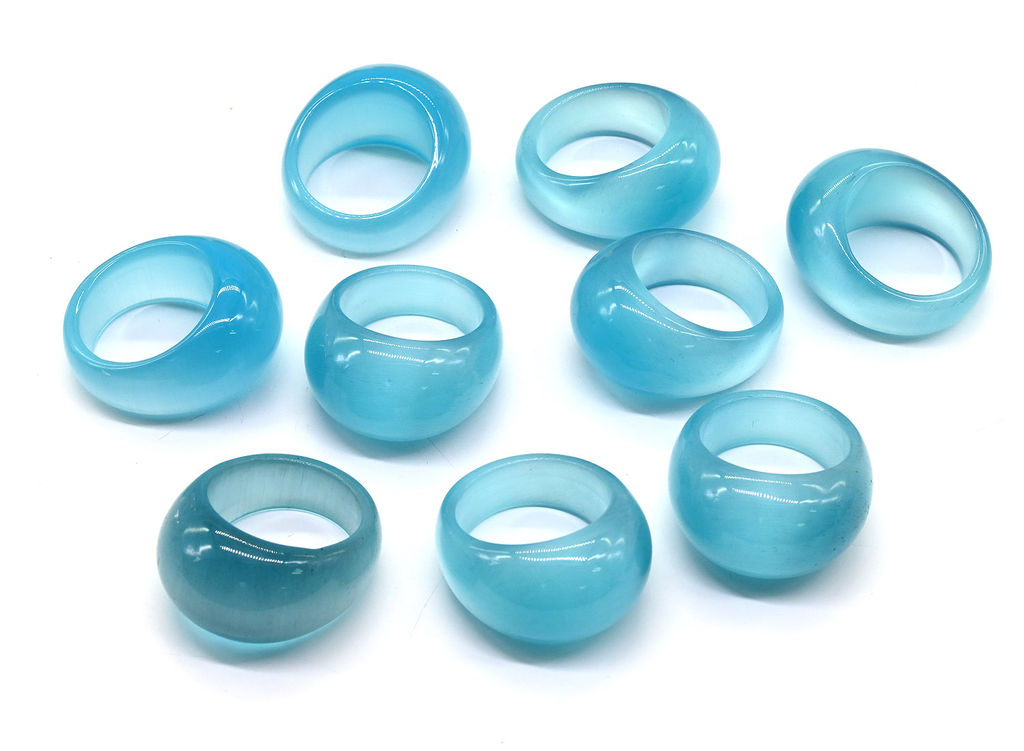 Кольцо из камня кошачий глаз голубой размер 18 Радуга камня