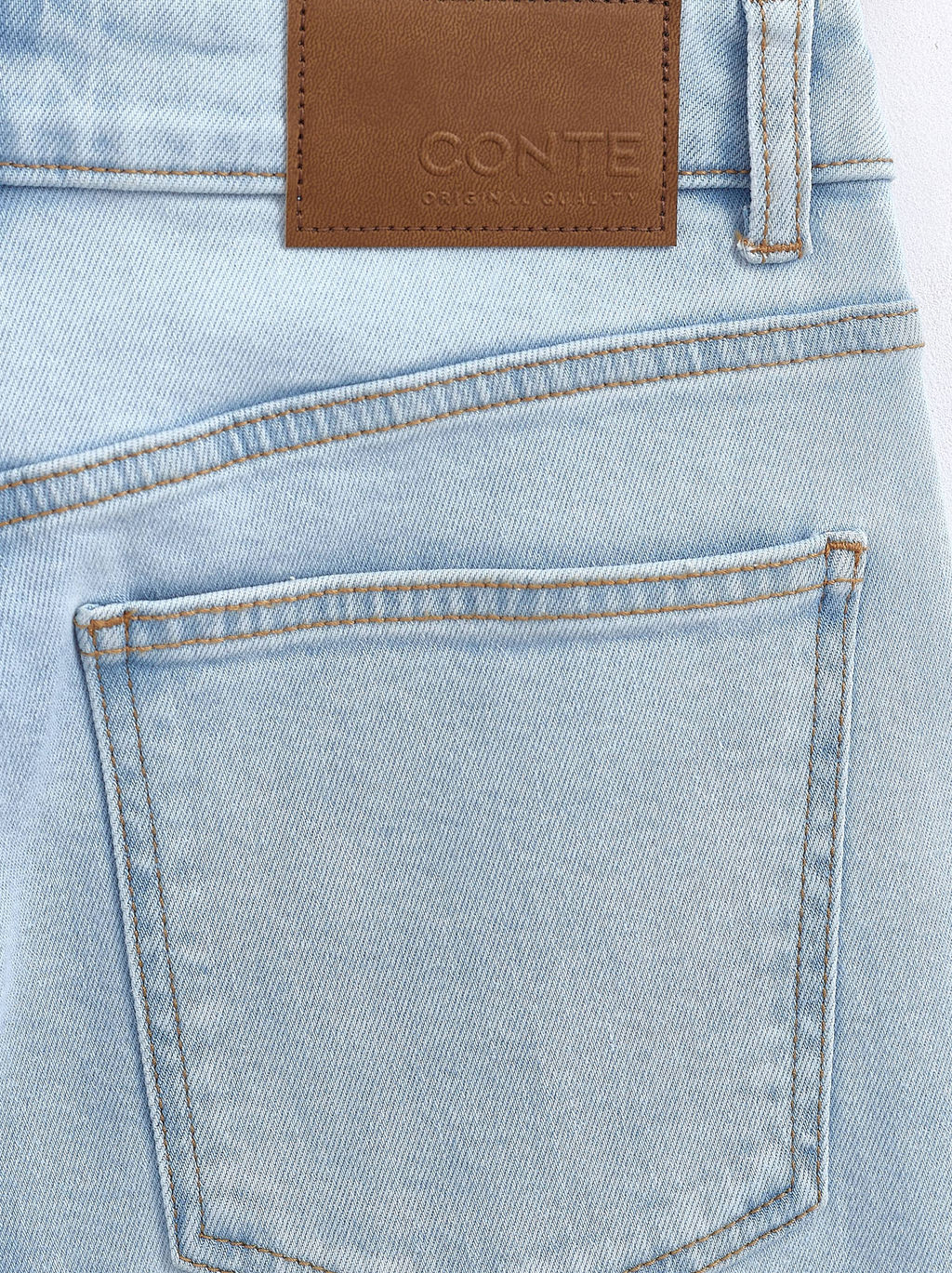 CONTE CON-620 Джинсы mom fit с высокой посадкой light blue