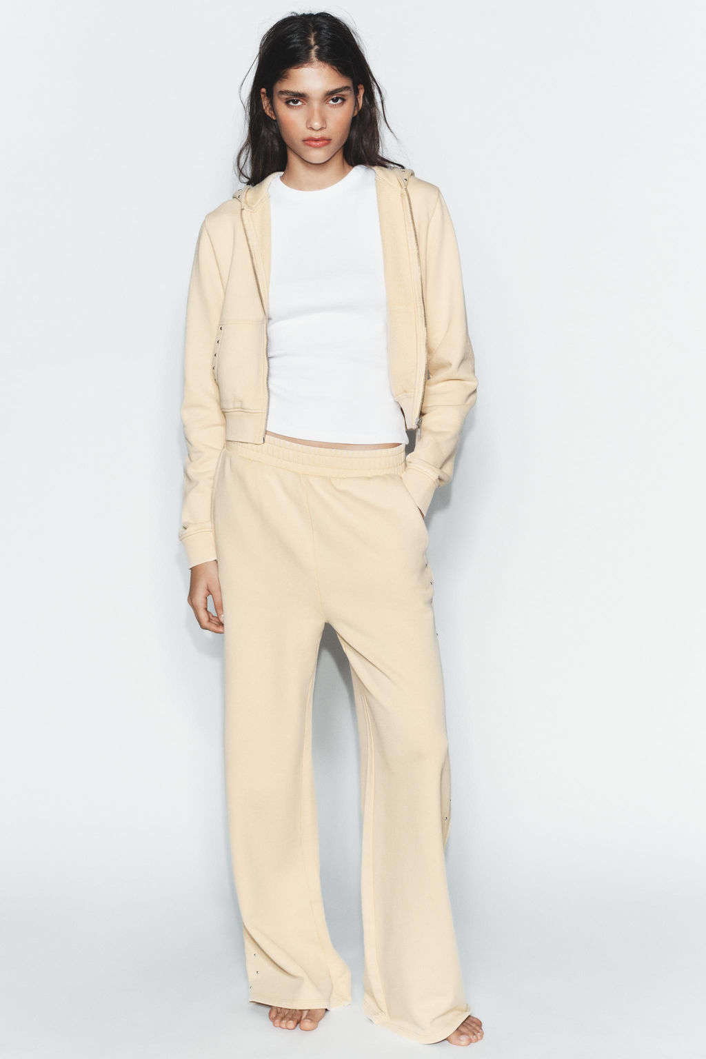 HOODIE WITH STUDS - Zara фото 4