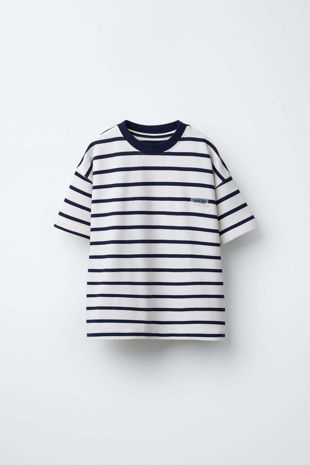 HEAVYWEIGHT STRIPED LABEL T-SHIRT