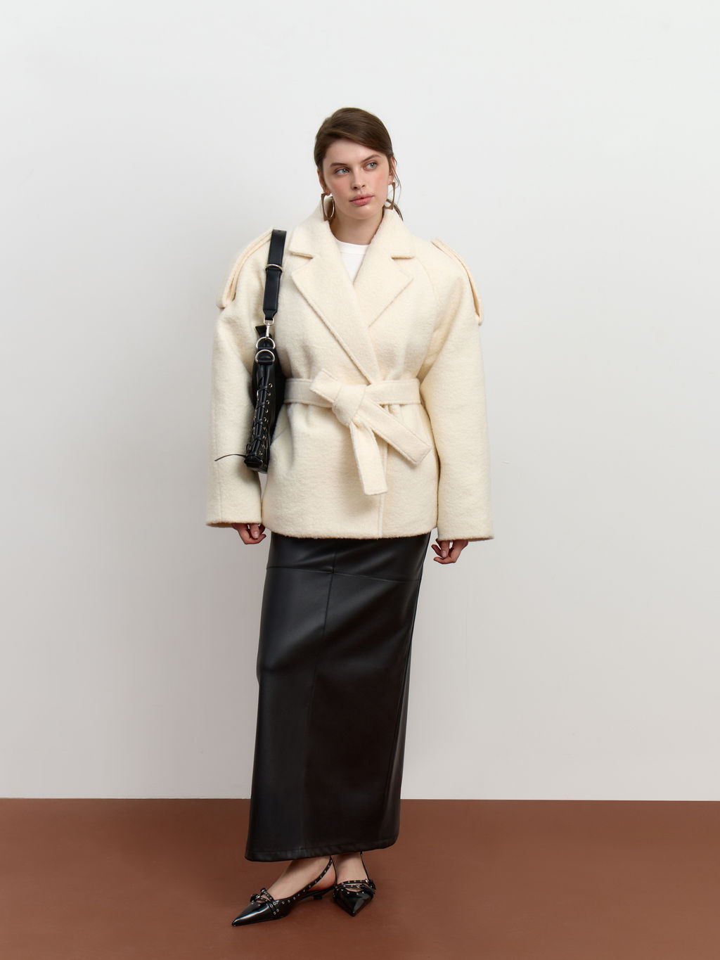 Пальто кучерявое с рукавом реглан