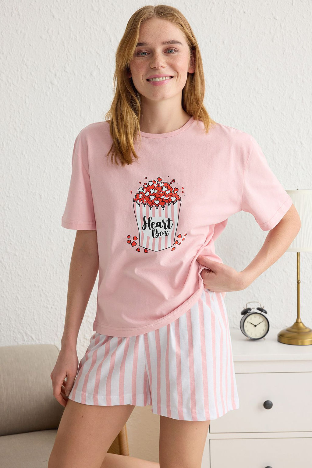 Trendyolmilla Pembe %100 Pamuklu Kalpli Cizgili Sortlu Orme Pijama Tak?m? THMSS25PT00080