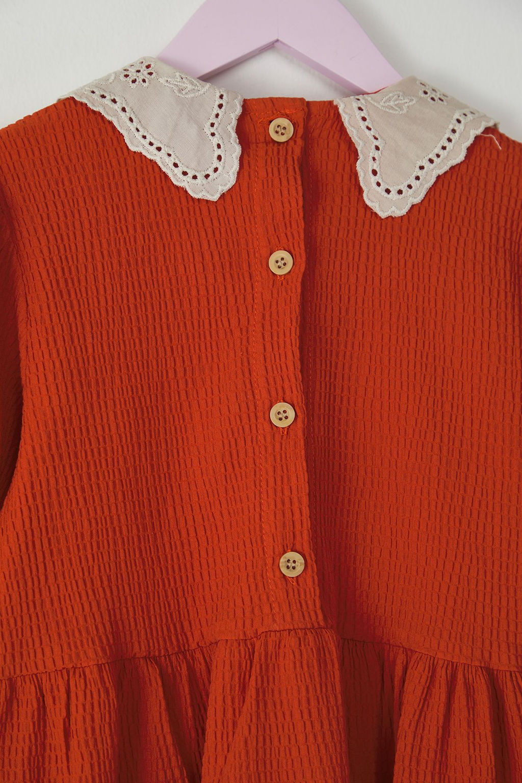 K?rm?z? K?z Cocuk Pamuklu Bebe Yaka Mini Bayraml?k Orme Elbise TKDSS25EL00022 - Trendyolmilla фото 4