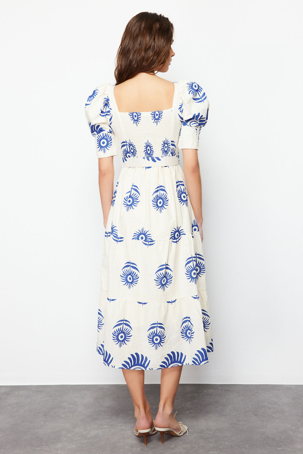 Pembe Desenli Kare Yaka Keten Gorunumlu Kemerli Midi Dokuma Elbise TWOSS24EL00779 - Trendyolmilla фото 14