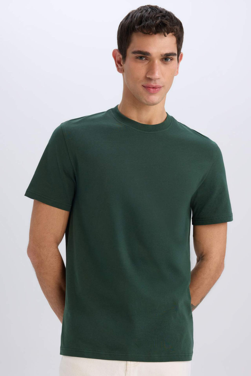 New Regular Fit Bisiklet Yaka Basic Duz K?sa Kollu Tisort - Defacto фото 29
