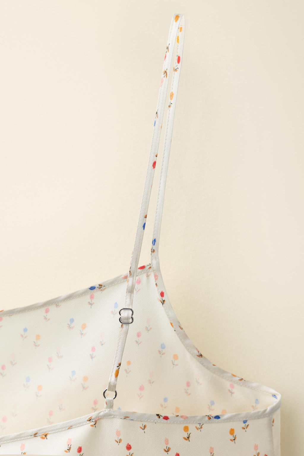 TOP SEDA 100% CREATED BY CARAMEL LONDON X ZARA / Estampado
