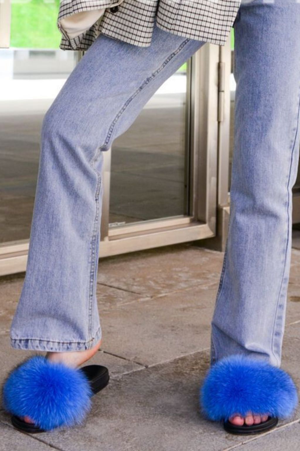 Тапочки из натурального песца, уличные, женские