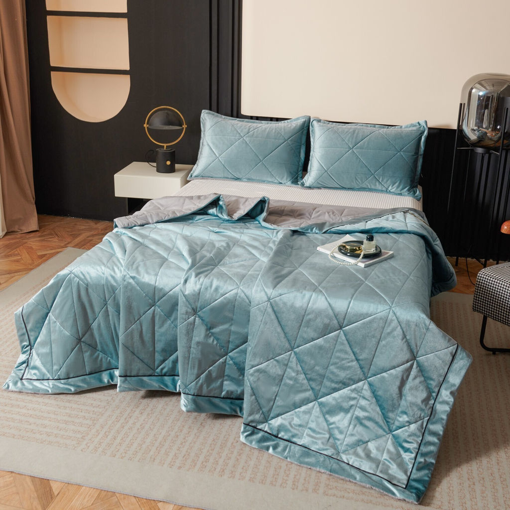 Велюровое покрывало в клетку и две наволочки OVL040 240*260 50-70 2 шт