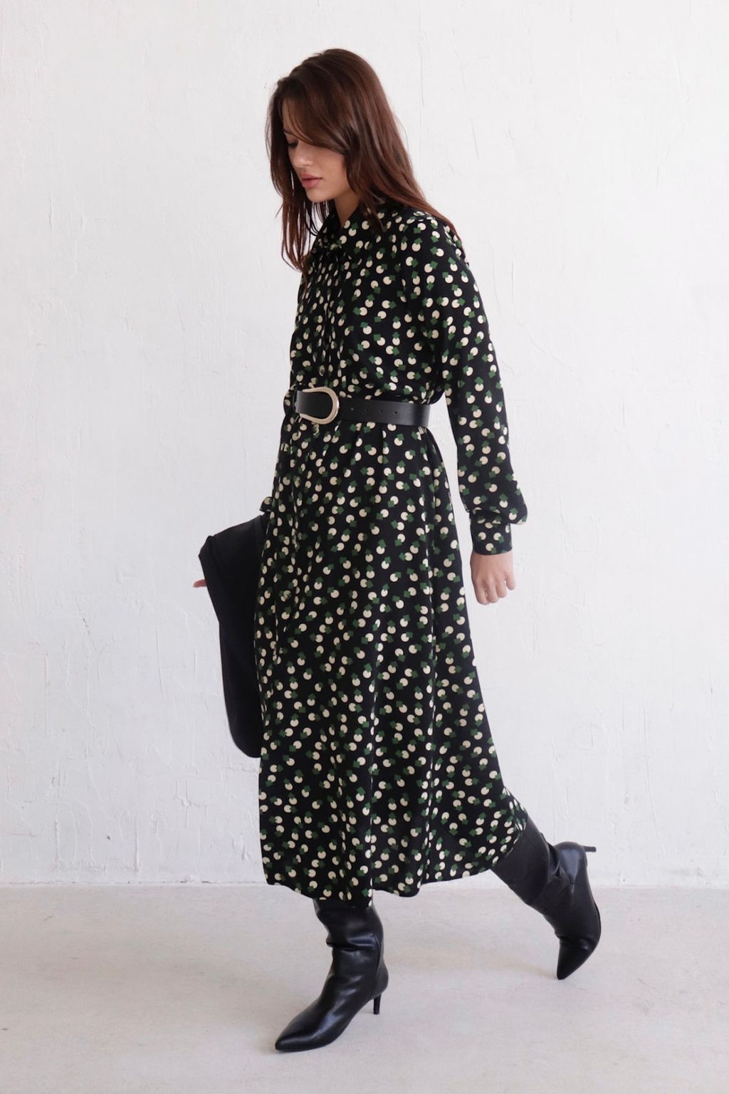 11128 Платье-рубашка удлинённое чёрное с принтом - Martichelli фото 17