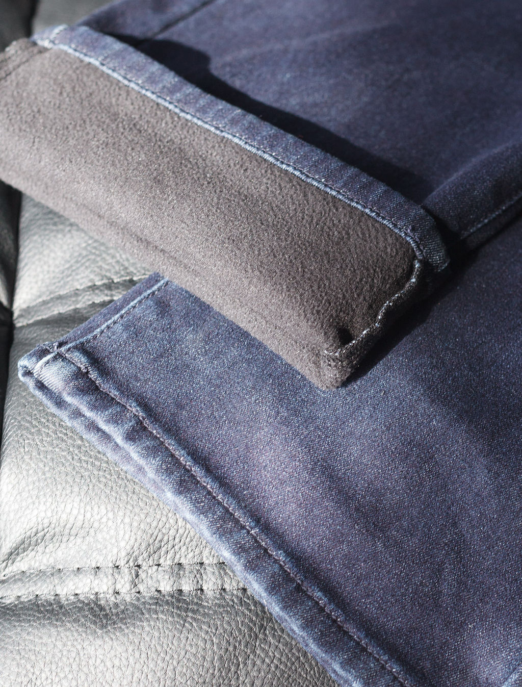 Джинсы утепленные прямые из эластичного денима с мягким флисом - Vilatte фото 6