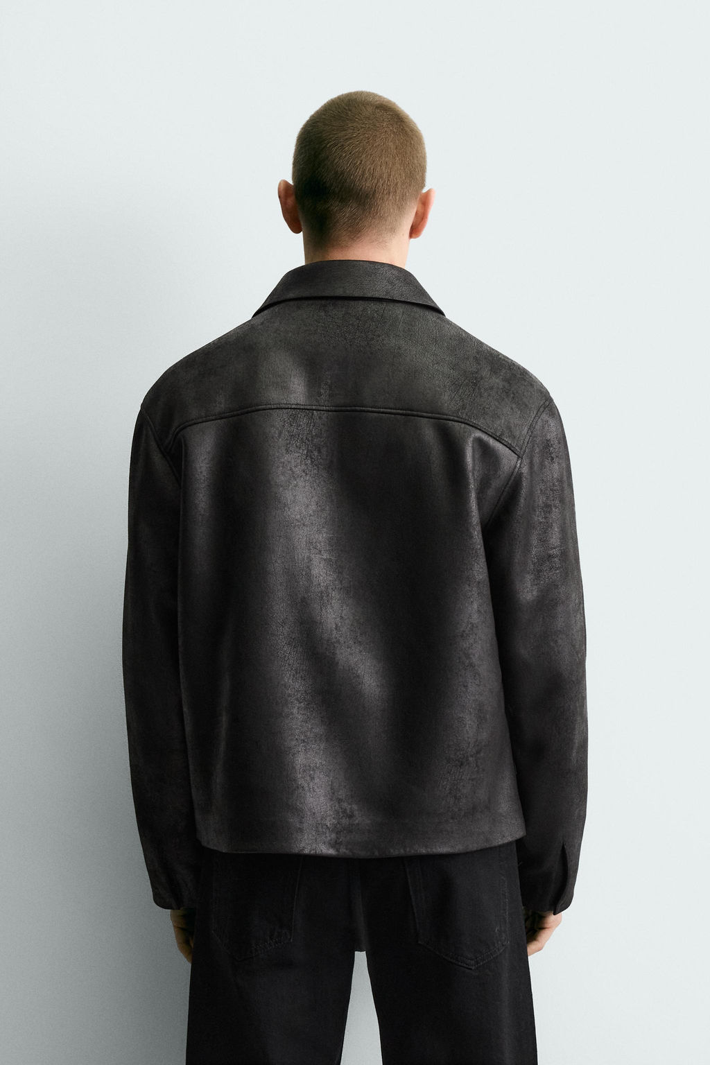 CAZADORA EFECTO PIEL LAVADA / Negro - Zara фото 3