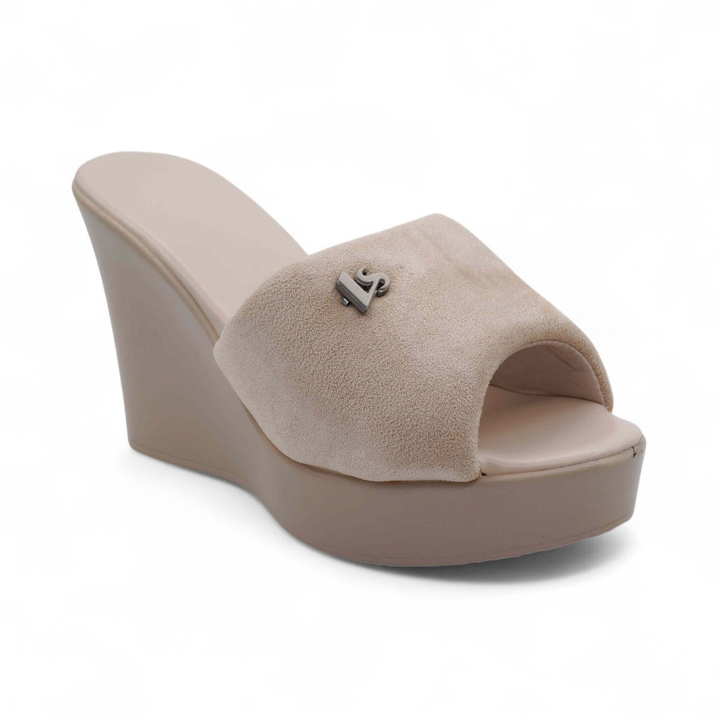 Босоножки на платформе R22-8MR бежевые