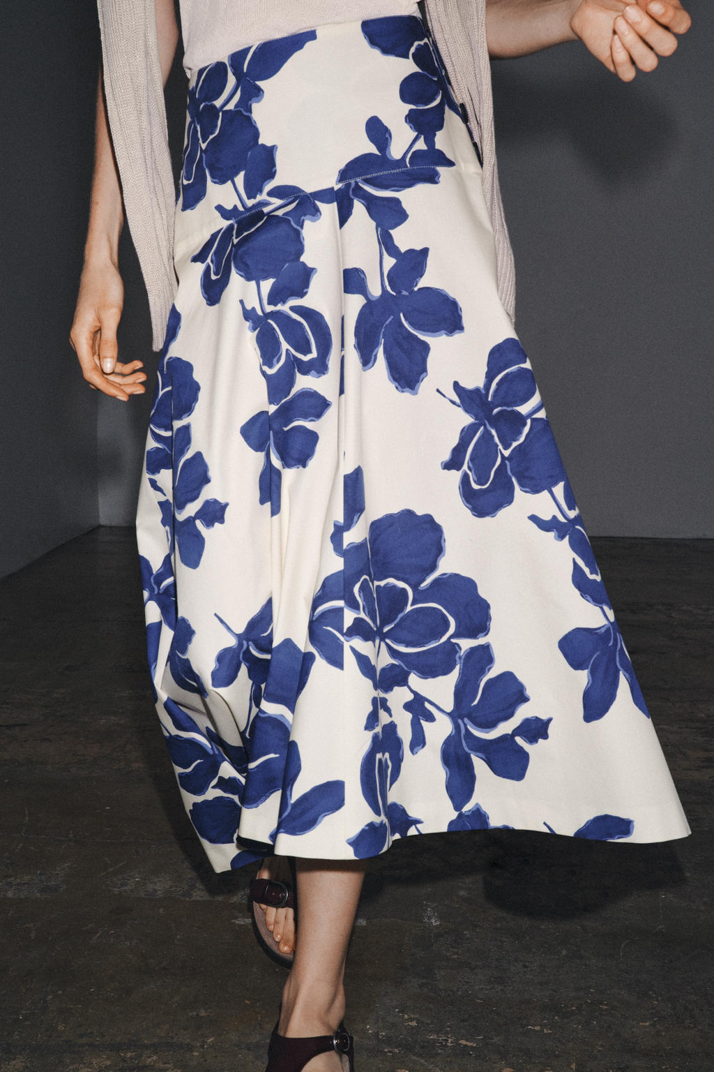 ZW COLLECTION FLORAL MIDI SKIRT - Zara фото 14