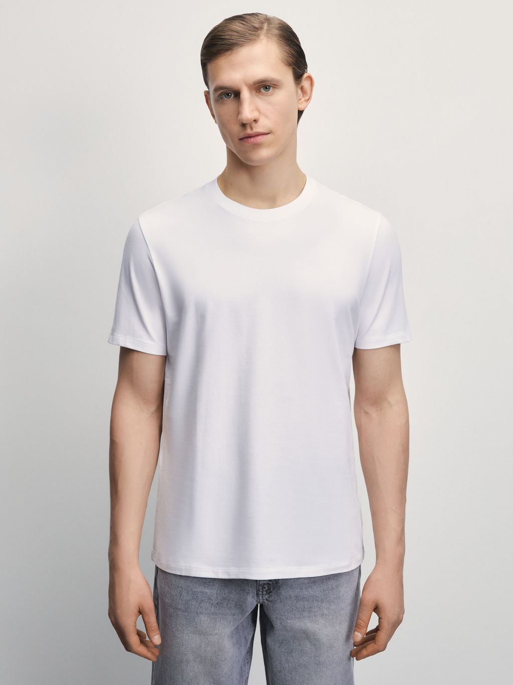 Футболка slim fit / Zarina фото 3