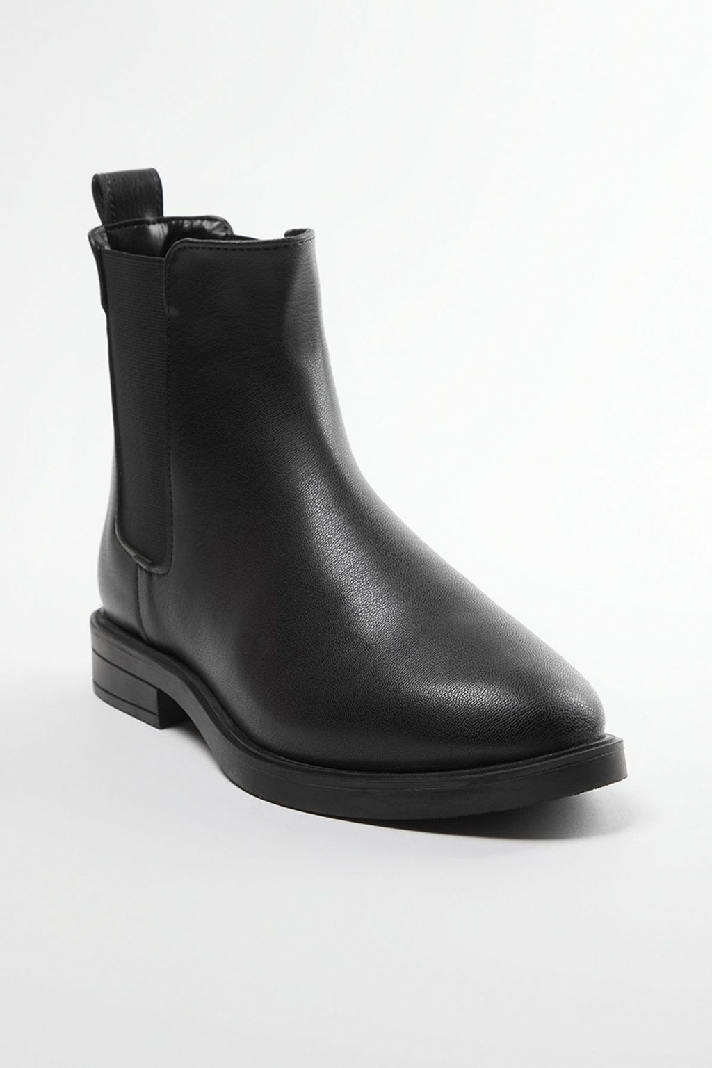 Trendyolmilla Shoes Siyah Lastikli K?sa Duz Topuklu Chealsea Kad?n Bot 
TAKAW25BO00019  фото 8